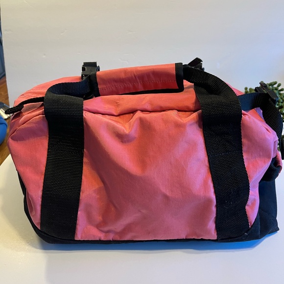 L.L. Bean Pink Small Gym Duffle Bag. - Picture 5 of 7